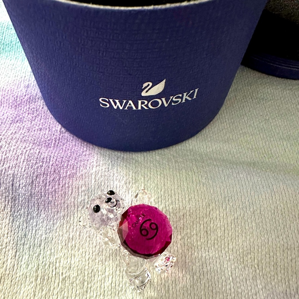 Swarovski Kris Bear Cancer Horoscope✨ - Picture 2 of 4